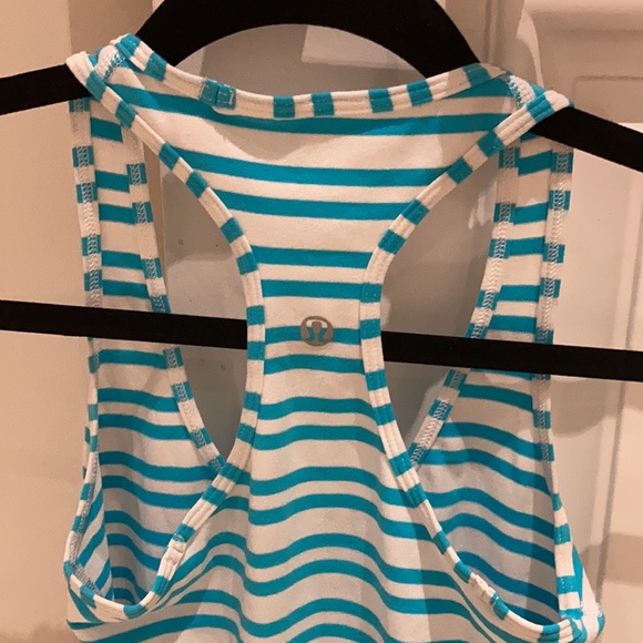 Lululemon white and sky blue stripped tank top - Picture 2 of 2